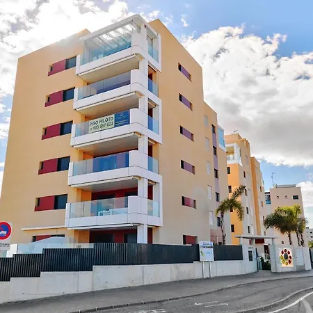 Vista Del Mar Apartment *